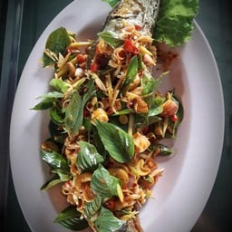 ครัวกลางทุ่ง