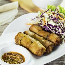 ปอเปี๊ยะทอดหมู (Pork Egg Rolls)