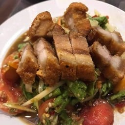 ตําถั่วหมูกรอบ