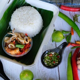 ข้าวผัดพริกทะเล