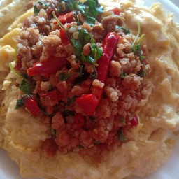 ข้าวไข่ข้นกะเพรา