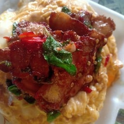 ข้าวไข่ข้นคะน้า