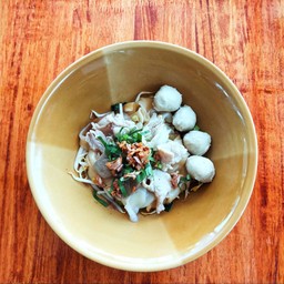 ก๋วยเตี๋ยวเรือหมูแห้ง