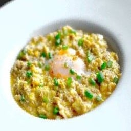 ราเมนไข่ทอง