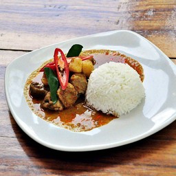 ข้าวมัสมั่นหมู สูตรเวียดนาม (Curry Pork with Rice)