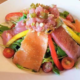 Smokes Salmon & AAA Sashimi Tuna Salad