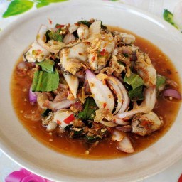 ร้านยำแซ๊บแซ่บATบางแสน