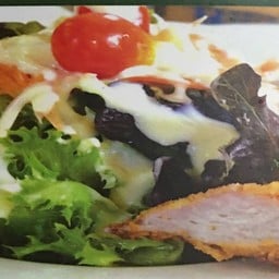 สลัดหมูทอด