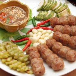แหนมเนือง ชุดใหญ่