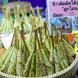 ร้านขนมไทยสยาม ขนมย้อนยุค ขนมพื้นบ้าน ขนมหวาน ขนมมงคล สวนสยาม