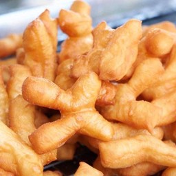 พิโก๋ (ปาท่องโก๋ 6 ตัว)