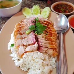 ข้าวหมูกรอบ
