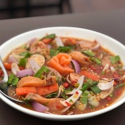 ยำแซ่บปากสั่นรวม