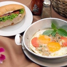 ขนมปัง-ไข่กะทะ
