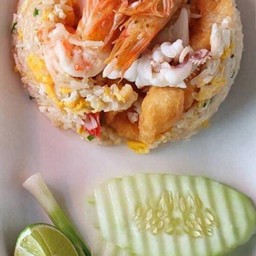 ข้าวผัดทะเล