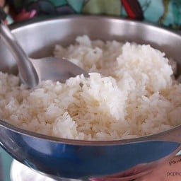 ข้าวสวยร้อนๆ 1  โถ.