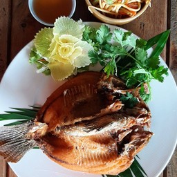 ปลานิลทอดน้ำปลา