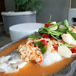 ปลากะพงนึ่งมะนาว