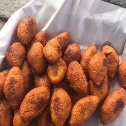 ขนมอุมมี ขนมเจาะหู ยือปุ เจะแมะ