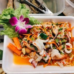 มาม่าเผ็ดเกาหลี วุ้นกะทิ ถนนจันทน์