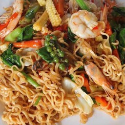 มาม่าผัดขี้เมาทะเลเดือด