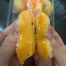 ขนมเปี๊ยะเนมเนย