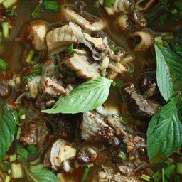 ต้มแซ่บเนื้อ