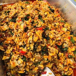 ผัดเนื้อหอยลายน้ำพริกเผา