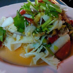 ยำผ้าขี้ริ้ว