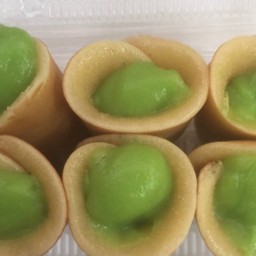 แพนเค้กม้วนไส้สังขยาใบเตย