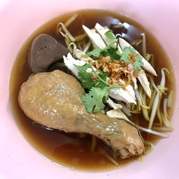 เกาเหลาน่องตุ๋น + เนื้อไก่