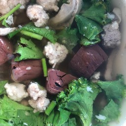 ต้มเลือดหมูทุกอย่างพิเศษ
