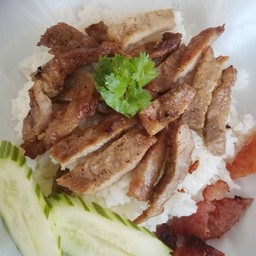 ก๋วยเตี๋ยวหมูตุ๋นพระนคร สาขาเฉลิมพระเกียรติ ร.9 ซ. 53
