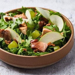 สลัดไก่ย่างมิโซะ