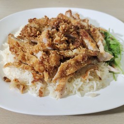 ข้าวมันไก่พลอยโภชนา (นวมินทร์77)