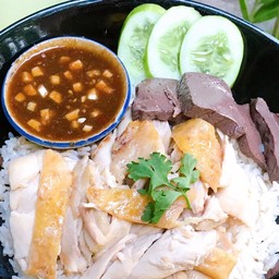 ครัวคุณย่าน้องโฮชิ