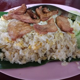 ข้าวผัดไข่หมู