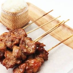 เสี่ยอาร์ตหมูปิ้ง