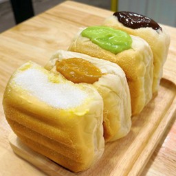ปังก้อนเนยน้ำตาล
