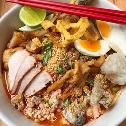 ก๋วยเตี๋ยว-ผัดไท เบนเบน