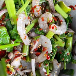 ตำกุ้งสดผักบุ้ง