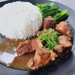 ข้าวซี่โครงหมูพะโล้ขลุกขลิก