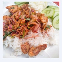 ป้ารุ่งขาหมูหน้าเทคโน