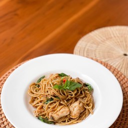 สปาเก็ตตี้เขียวหวานไก่