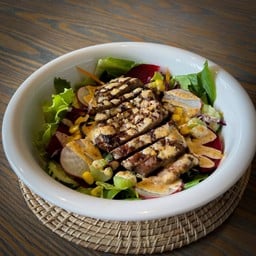 สลัดครีมแจ่วข้าวคั่ว