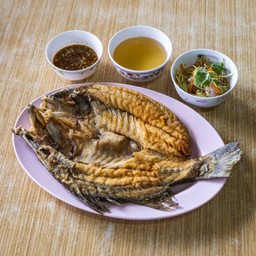 ปลากระพงทอด