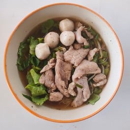 ก๋วยเตี๋ยวเนื้อหูกวาง