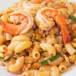 ผัดมักกะโรนีกุ้ง