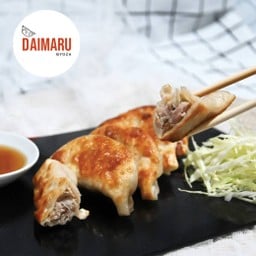 เกี๊ยวซ่าไส้หมู 10 ชิ้น