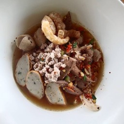 ก๋วยเตี๋ยวหมูต้มยำโบราณ